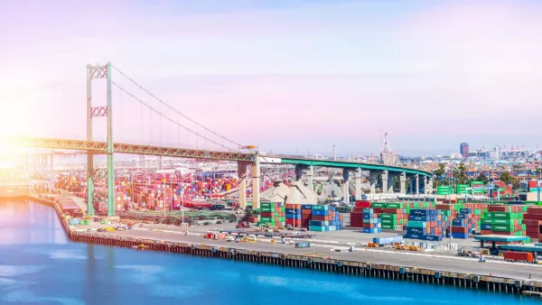 Die Vincent-Thomas-Brücke verbindet den Hafen von Los Angeles mit Terminal Island in San Pedro, Kalifornien